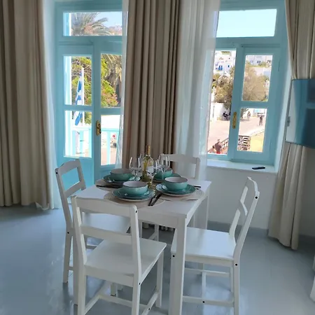 To Kamnaki - Beachfront In Mykonos Town