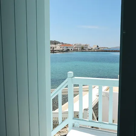 Appartement To Kamnaki - Beachfront In