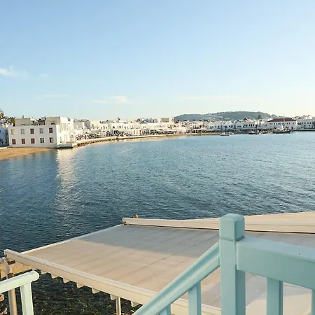 To Kamnaki - Beachfront In Appartement *