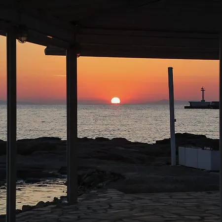 To Kamnaki - Beachfront In Apartment Mykonos Town